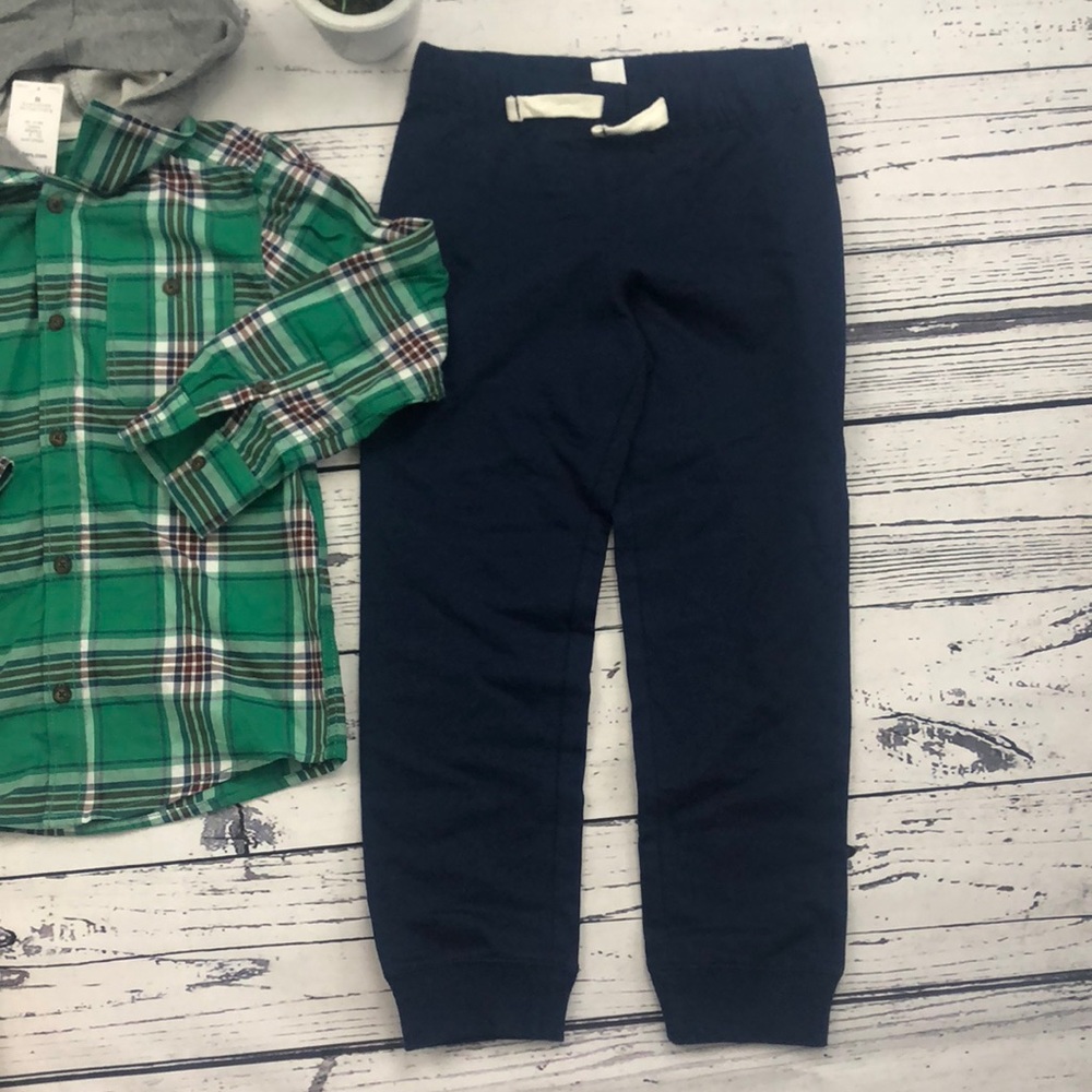 Carter’s 2PCS Matching Set - Picture 3 of 4